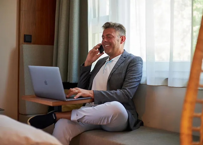 Cocoon Sendlinger TorAlbergo